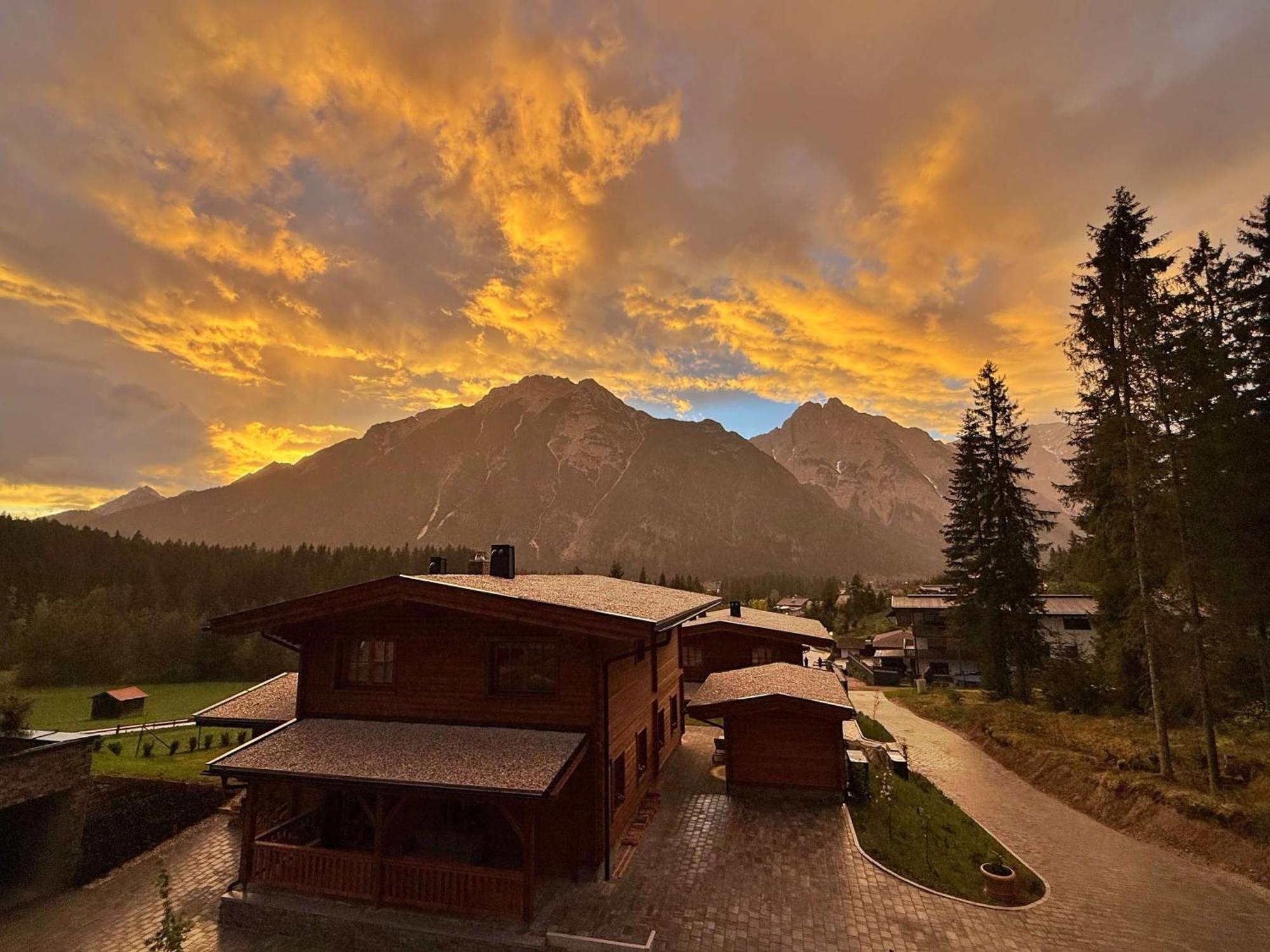 Sissi'S Green Chalets Leutasch Bagian luar foto